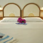 Club Esse بالاو