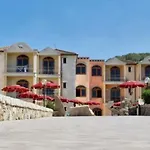 Club Esse Beach 4* Palau