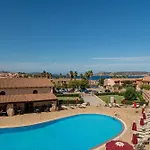 Club Esse Hotel 4*