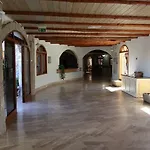 Club Esse Beach Hotel 4*