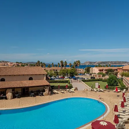 Club Esse Hotel 4*