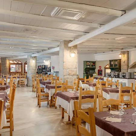 Club Esse Hotel 4*