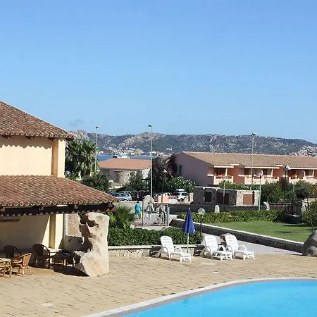Hotel Club Esse Beach 4*