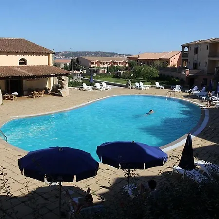 Club Esse Beach 4*